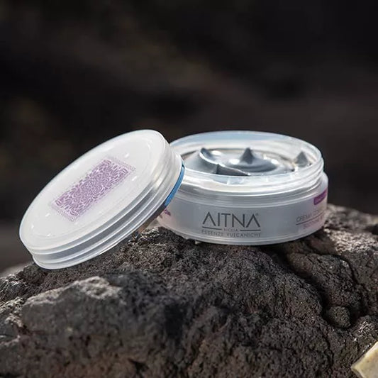 AITNA VOLCANIC ESSENCE EMOLLIENT BODY CREAM | 150ml (damaged box)