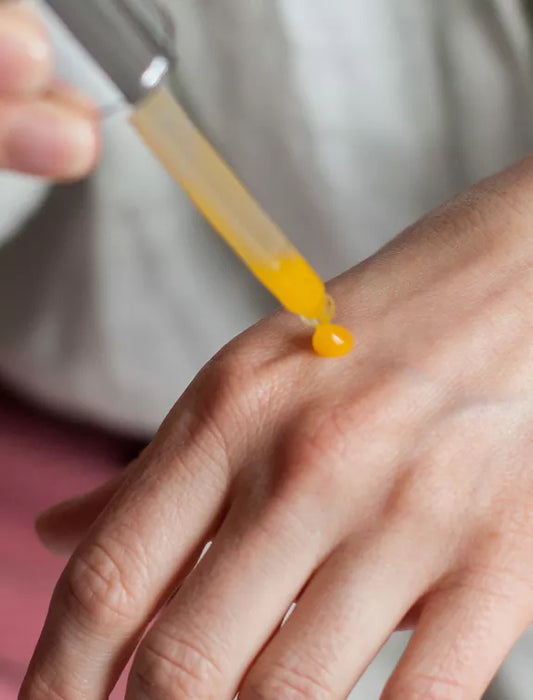 BIOUP Revitalizing Elixir MANGO ENERGY Rejuvenating Face Serum, Light & Fruity | 30ml