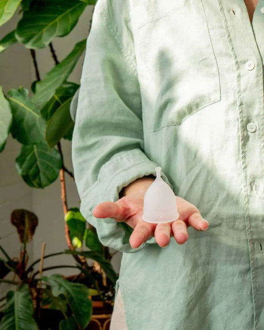 GRACE & GREEN Period Cup Size B Translucent