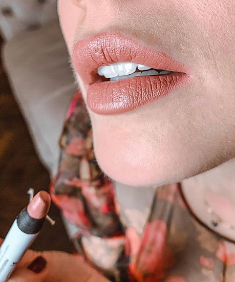 Beauty Made Easy Moisturising Lipstick Glossy Nude Dusty Rose | 6g