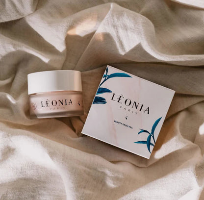 LEONIA  WHITE TEA LIGHT CREAM MOISTURIZING & ANTIOXIDANT RADIANCE TREATMENT | 50ml