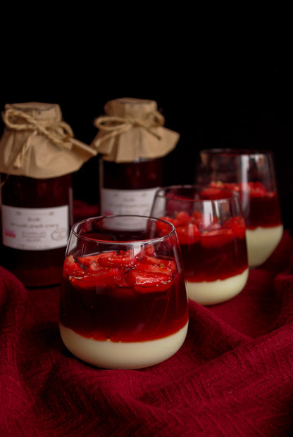 HOMEMADE BY JANKA  Strawberry Juice  | Cold Pressed | 330ml