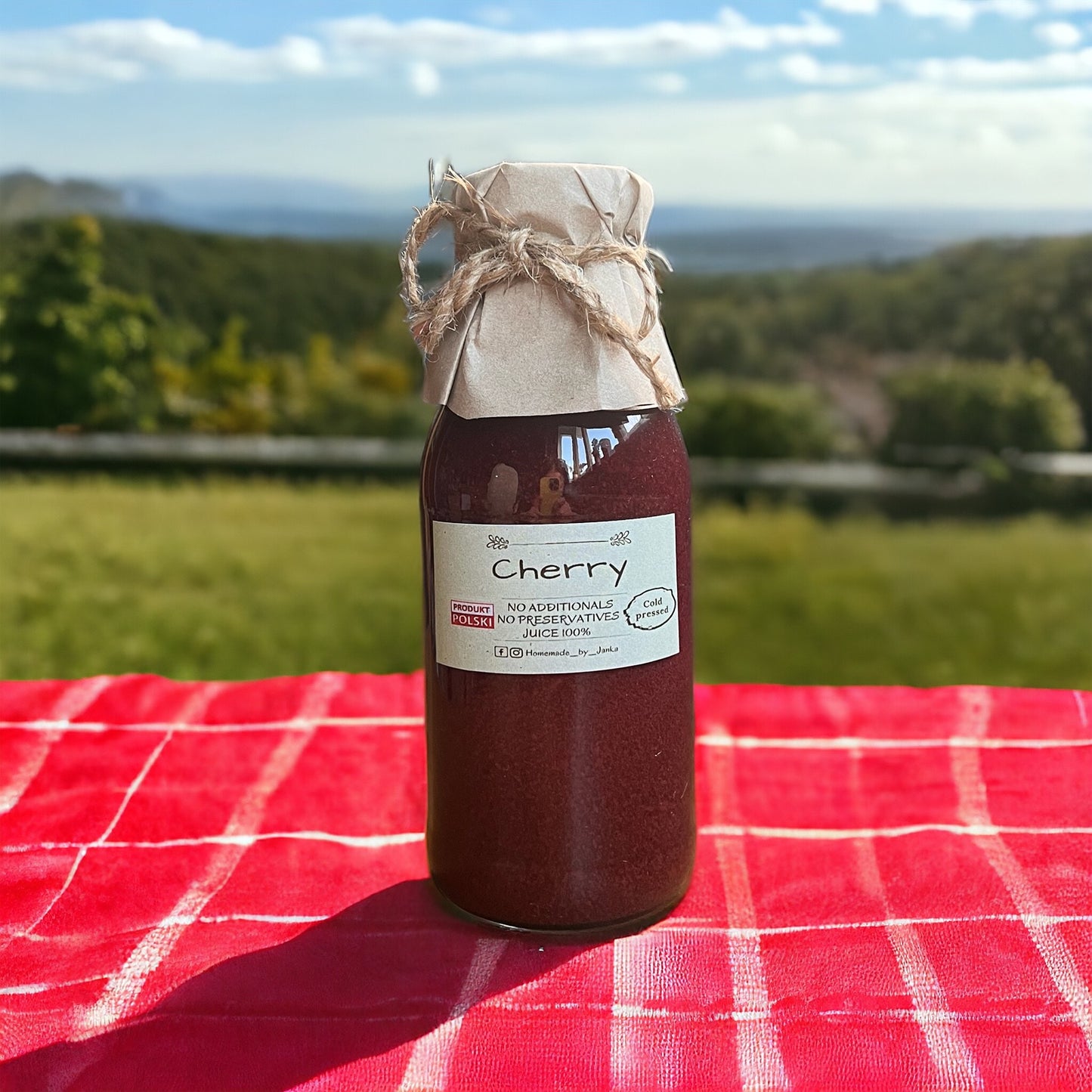 HOMEMADE BY JANKA   Cherry Juice  | Cold Pressed | 330ml